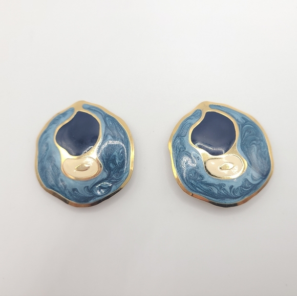 Vintage Jewelry - Vintage Blue and Gold Abstract Clip on Earrings